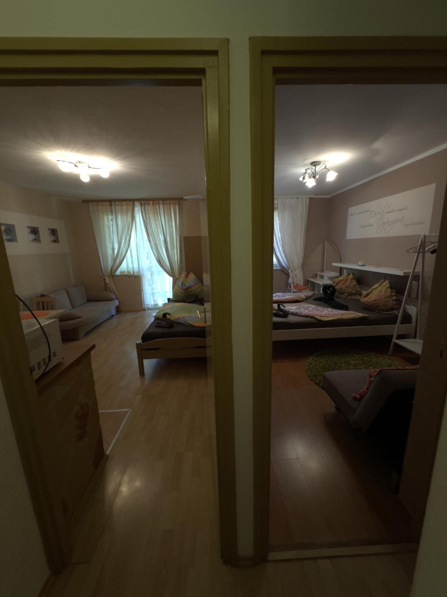 Rozsa Apartman 2 Альшоерш Номер фото